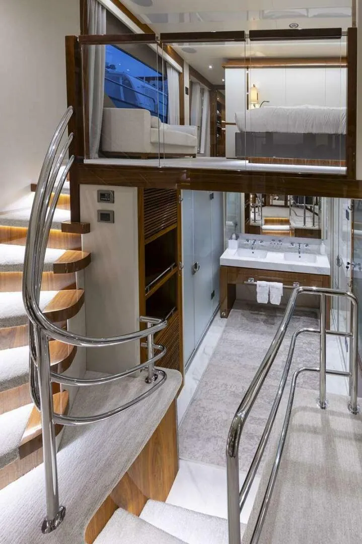 Slide: The Image of Sunseeker 95 Yacht 2017 - 4721900