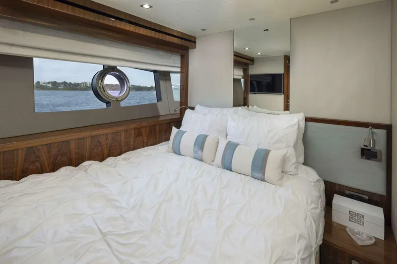 Slide: The Image of Sunseeker 95 Yacht 2017 - 4721912