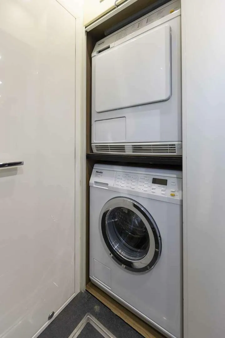 Slide: The Image of Sunseeker 95 Yacht 2017 - 4721930