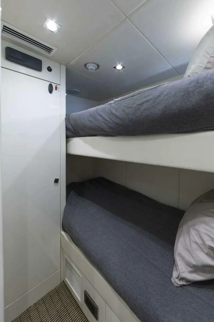 Slide: The Image of Sunseeker 95 Yacht 2017 - 4721932