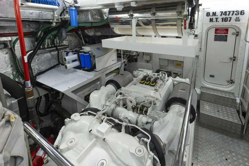 Slide: The Image of Sunseeker 95 Yacht 2017 - 4721935