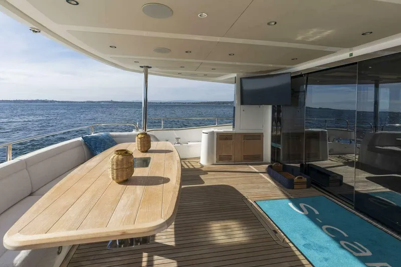 Slide: The Image of Sunseeker 95 Yacht 2017 - 4721874