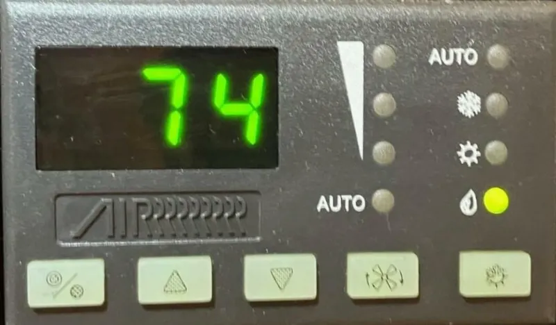 Slide: The Image of Regal 38 Express 2014 - 4695818