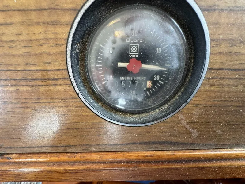 Slide: The Image of Grand Banks 42 Motor Yacht 1989 - 5632241