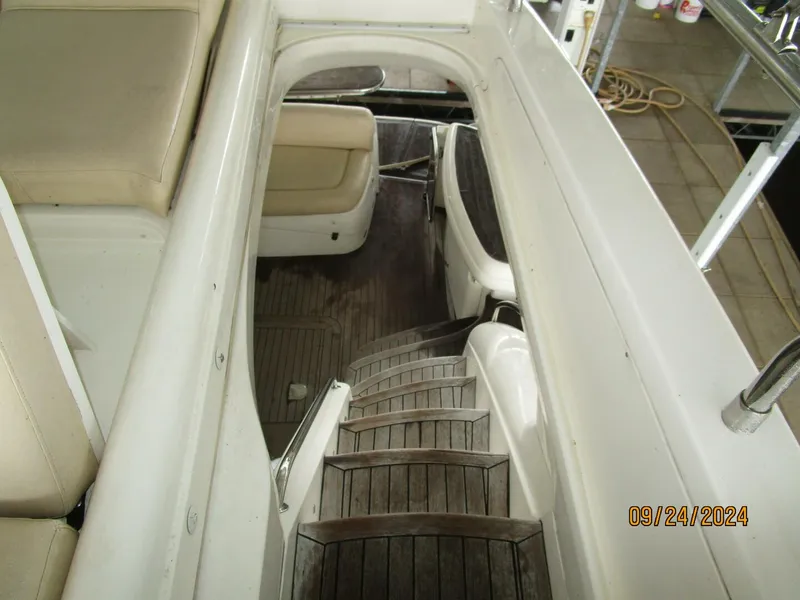 Slide: The Image of 47' Sealine flybridge-aftdeck stairs - 4697445