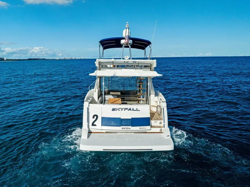 Slide: The Image of Absolute Fly 2013 - 4792376