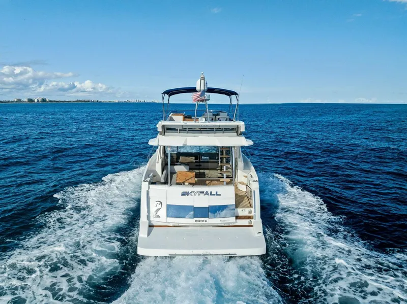 Slide: The Image of Absolute Fly 2013 - 4792391