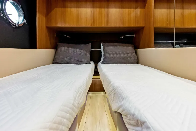 Slide: The Image of Absolute Fly 2013 - 4792487