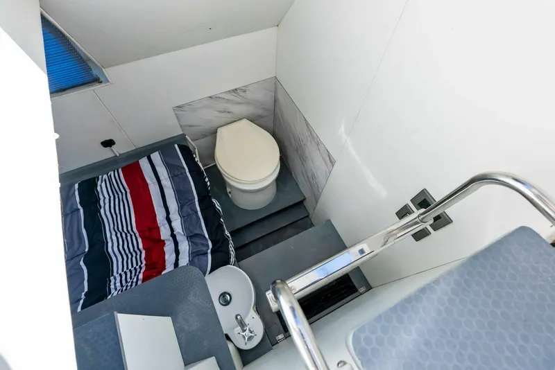 Slide: The Image of Absolute Fly 2013 - 4792547