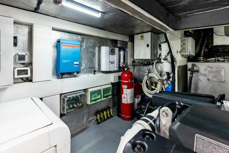 Slide: The Image of Absolute Fly 2013 - 4792553