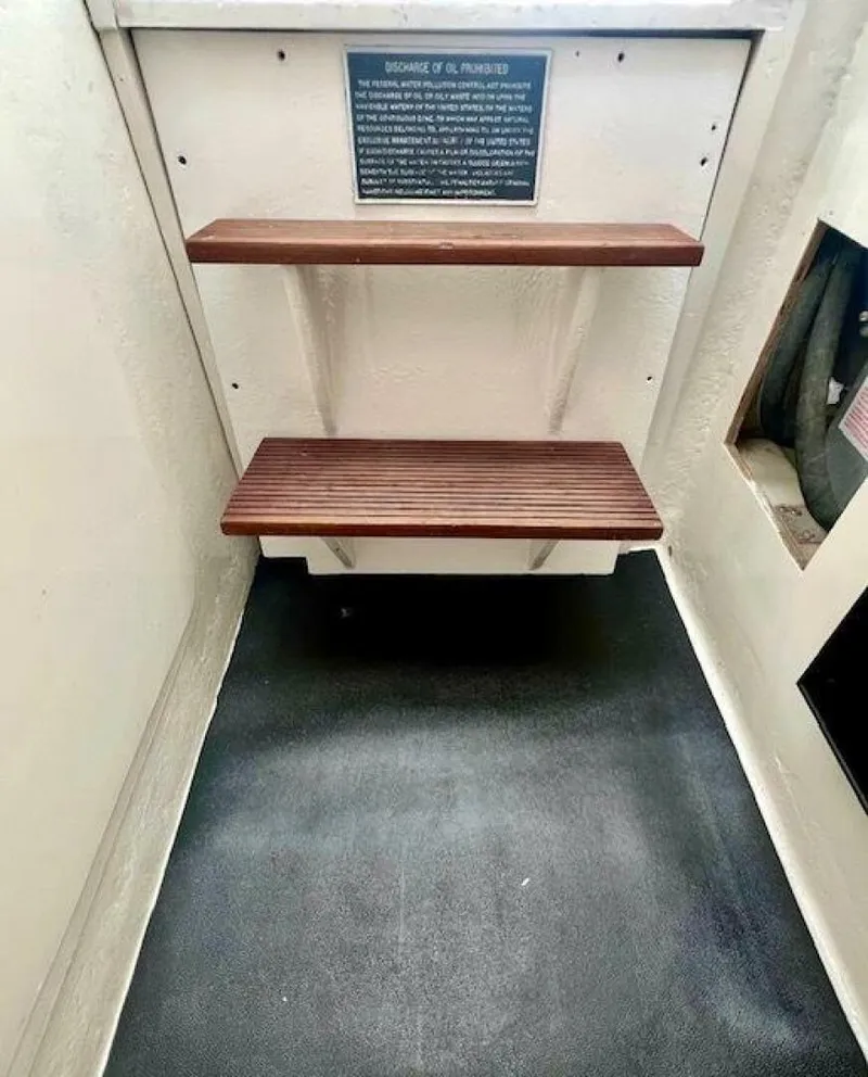 Slide: The Image of Dusky 26 1987 - 4698257