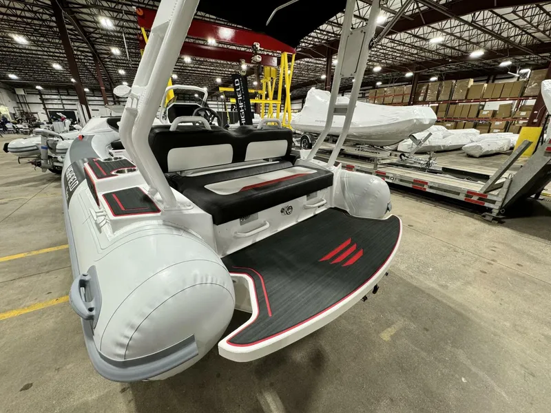 Slide: The Image of Highfield Velox 420 Jet 2025 - 5228220