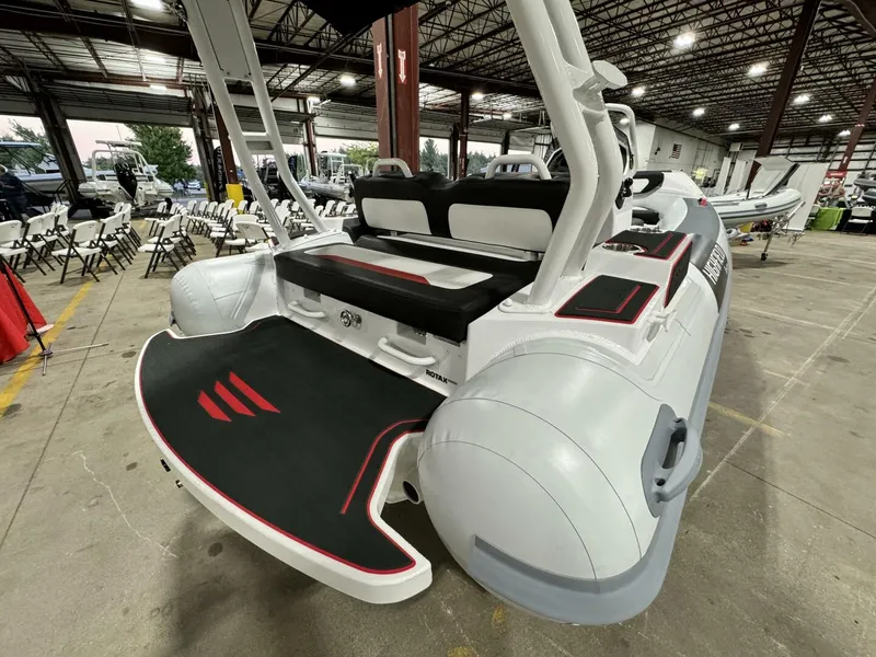 Slide: The Image of Highfield Velox 420 Jet 2025 - 5228222