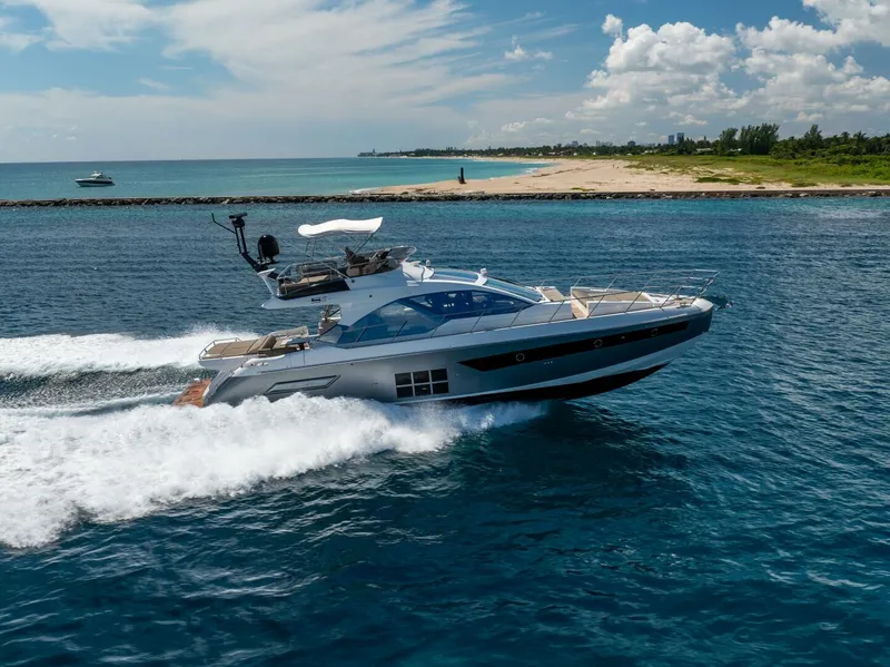 Slide: The Image of 2021 Azimut 60 Sport Fly Azure - 4699956