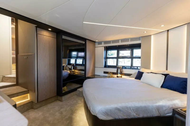 Slide: The Image of Azimut 60 - Azure - Stateroom 2021 Azimut 60 Sport Fly Azure - 7651785