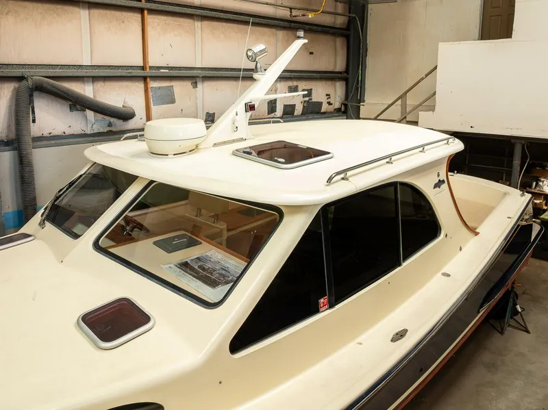 Slide: The Image of Palm Beach Motor Yachts Avalon 32 2006 - 4700655