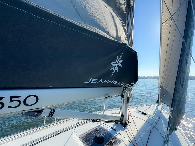 Slide: The Image of Jeanneau Sun Odyssey 350 #26 2025 - 4985518