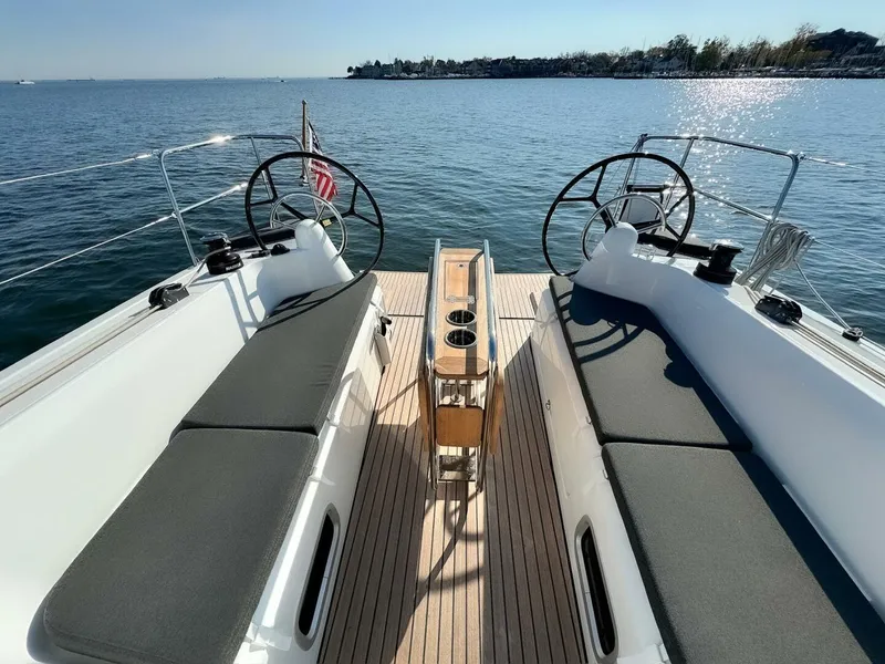 Slide: The Image of Jeanneau Sun Odyssey 350 #26 2025 - 4985510