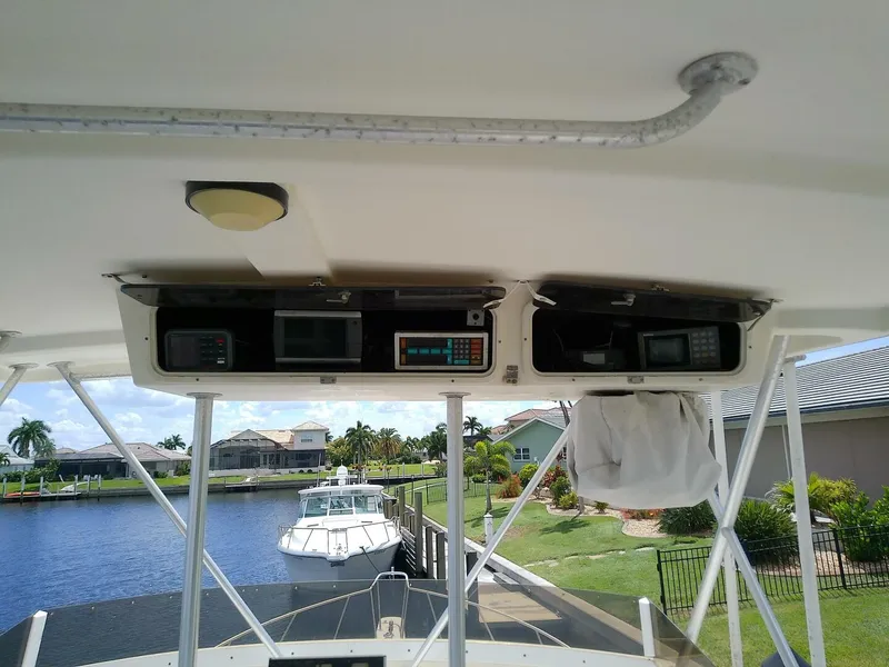 Slide: The Image of Post 44 Sport Fisherman 1990 - 4703352