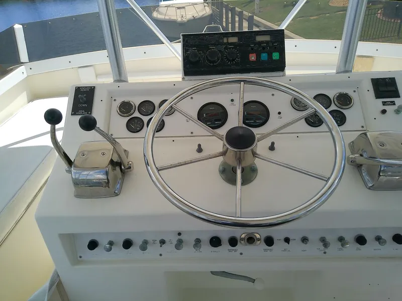 Slide: The Image of Post 44 Sport Fisherman 1990 - 4703356