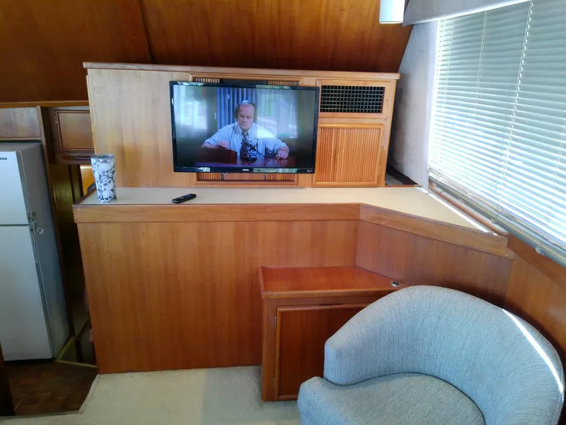 Slide: The Image of Post 44 Sport Fisherman 1990 - 4703368