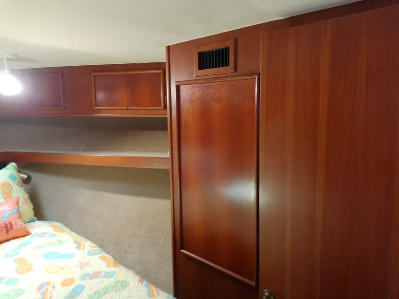 Slide: The Image of Post 44 Sport Fisherman 1990 - 4703380