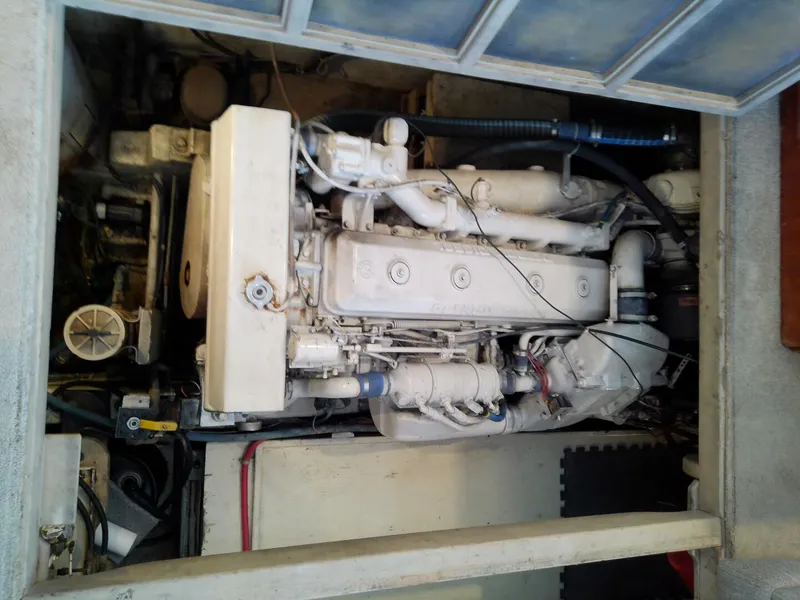 Slide: The Image of Post 44 Sport Fisherman 1990 - 4703398