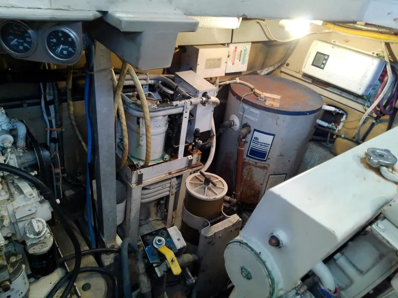 Slide: The Image of Post 44 Sport Fisherman 1990 - 4703406