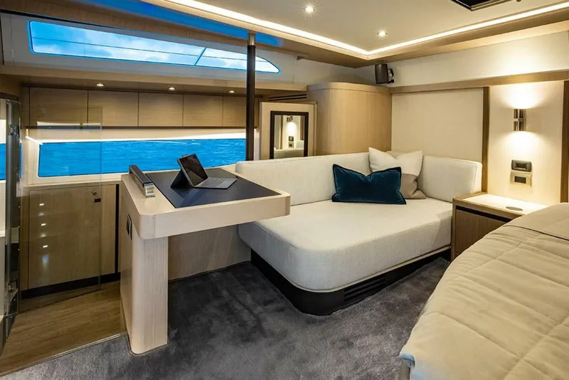 Slide: The Image of Aquila 70 Luxury 2024 - 4700963