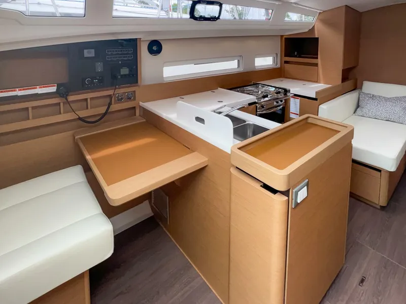 Slide: The Image of Jeanneau Sun Odyssey 410 2024 - 4985086