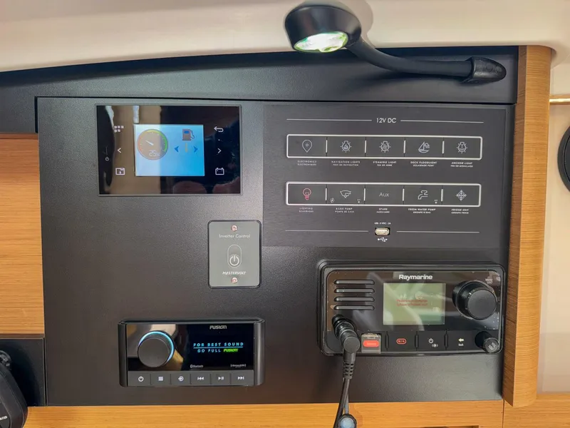 Slide: The Image of Jeanneau Sun Odyssey 410 #345 2024 - 4985090