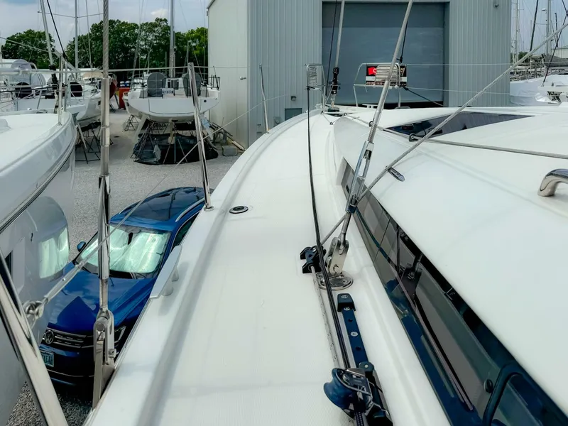 Slide: The Image of Jeanneau Sun Odyssey 440 2023 - 5004782