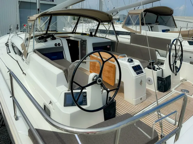 Slide: The Image of Jeanneau Sun Odyssey 440 2023 - 5004766