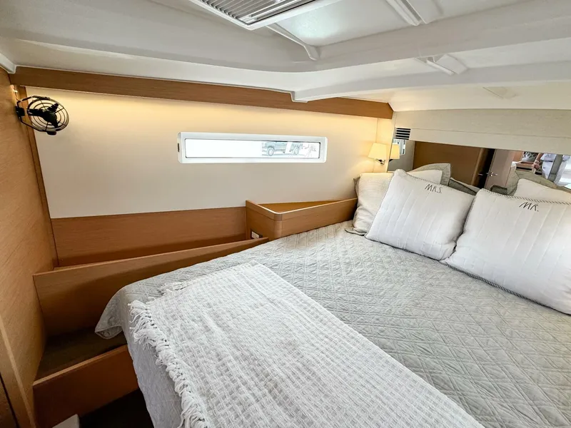 Slide: The Image of Jeanneau Sun Odyssey 440 #442 2023 - 5004790