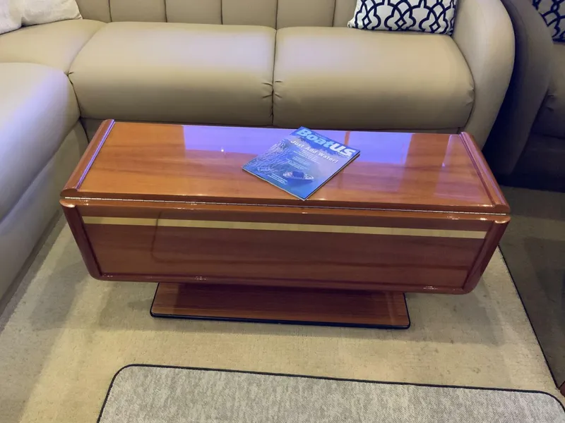 Slide: The Image of Ocean Yachts 48 Convertible 1997 - 4704613