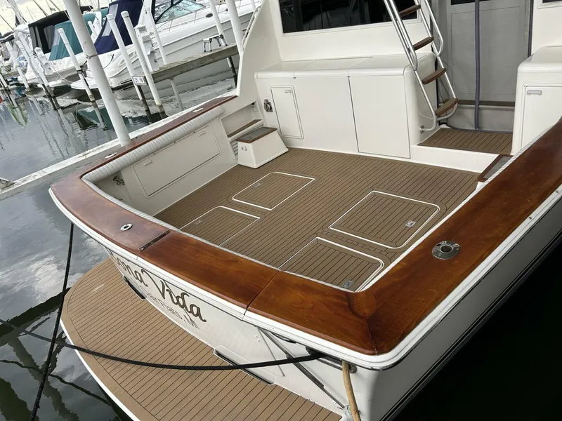 Slide: The Image of Ocean Yachts 48 Convertible 1997 - 4704692
