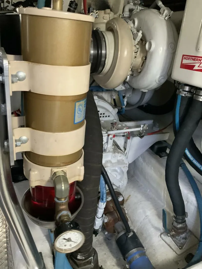 Slide: The Image of Ocean Yachts 48 Convertible 1997 - 4704605