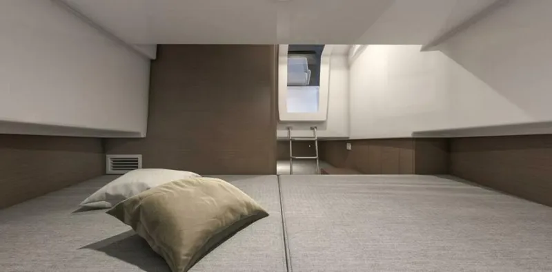 Slide: The Image of Beneteau Flyer 9 SPACEdeck 2025 - 4705345