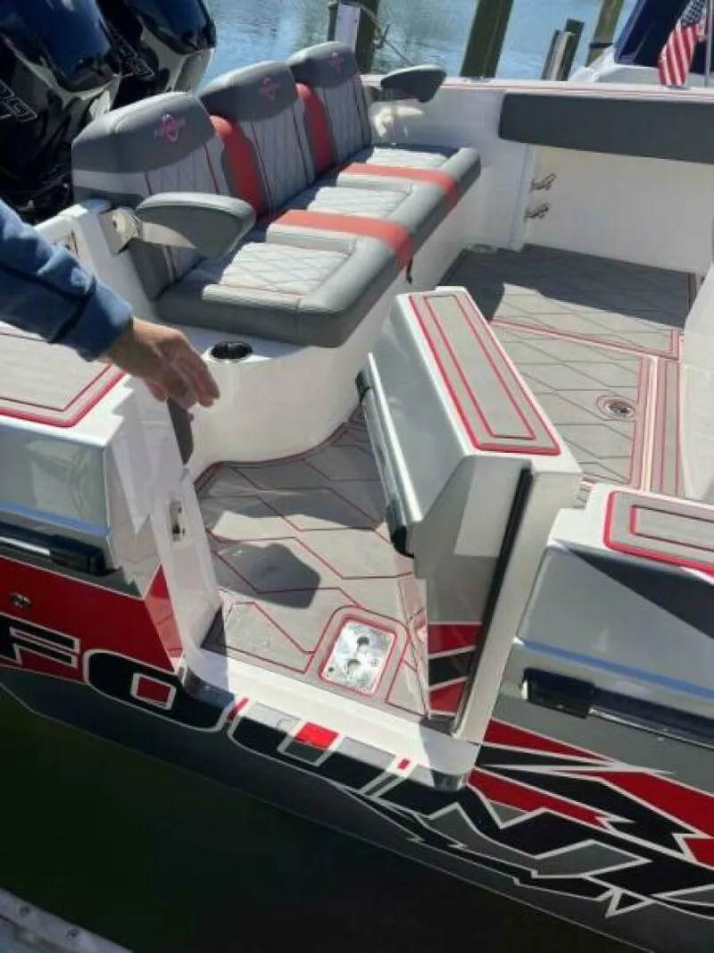 Slide: The Image of Fountain 38 SC 2022 - 4705382