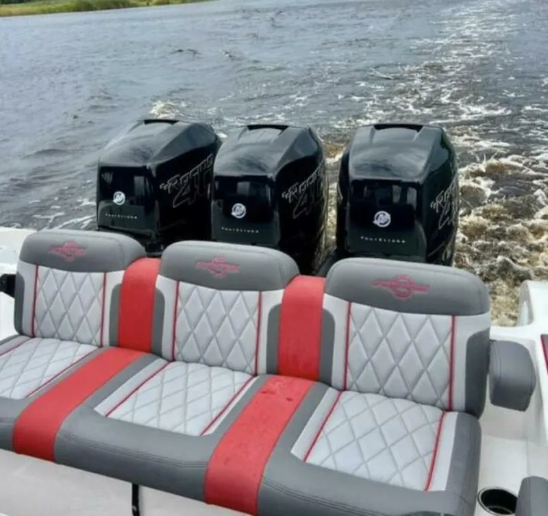 Slide: The Image of Fountain 38 SC 2022 - 4705386