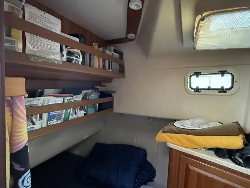 Slide: The Image of Mainship 39 1999 - 5104448