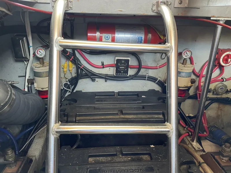 Slide: The Image of Mainship 39 1999 - 5104455