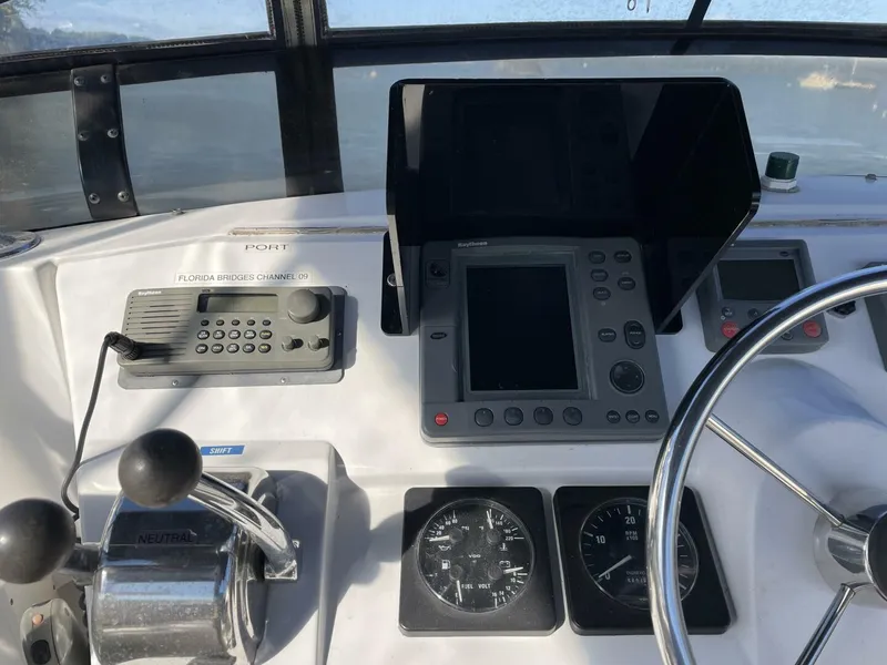 Slide: The Image of Mainship 39 1999 - 5104459