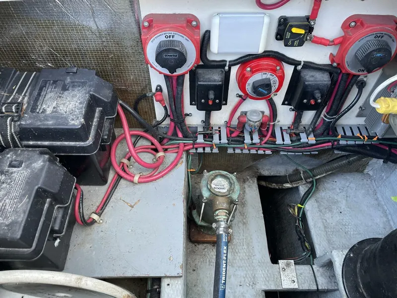 Slide: The Image of Mainship 39 1999 - 5104441