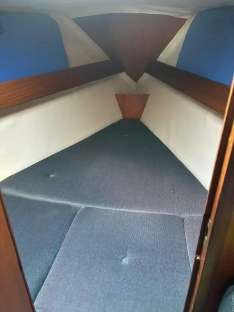 Slide: The Image of Beneteau 32 1984 - 5594490