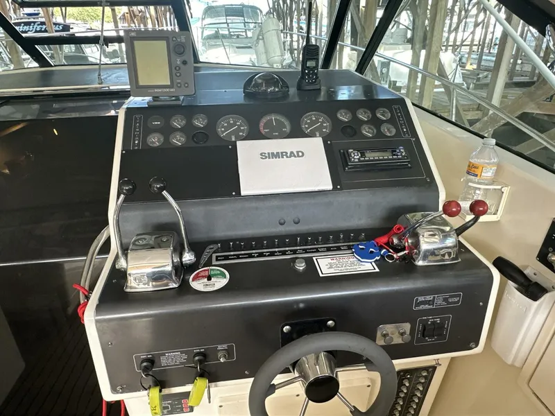 Slide: The Image of Tiara 3300 Open 1988 - 4706033