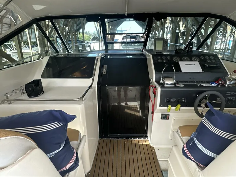 Slide: The Image of Tiara 3300 Open 1988 - 4706031