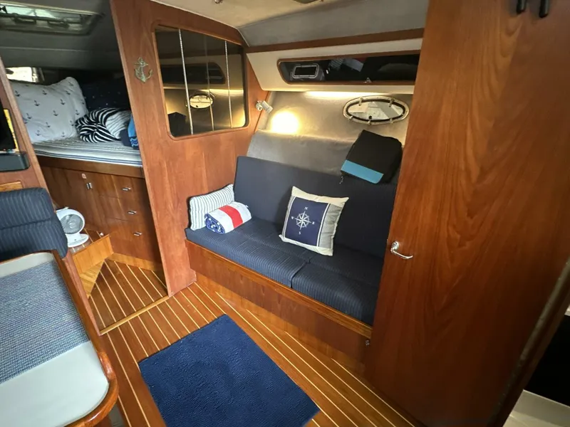 Slide: The Image of Tiara 3300 Open 1988 - 4706038