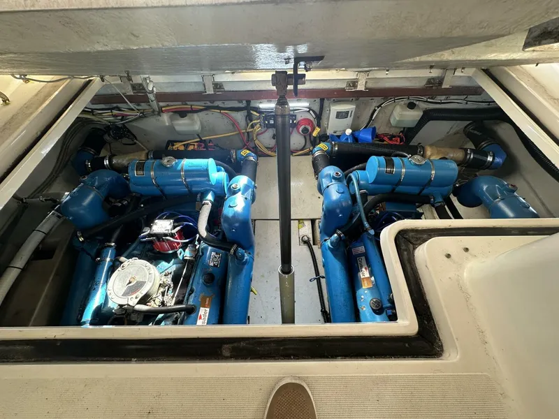 Slide: The Image of Tiara 3300 Open 1988 - 4706045