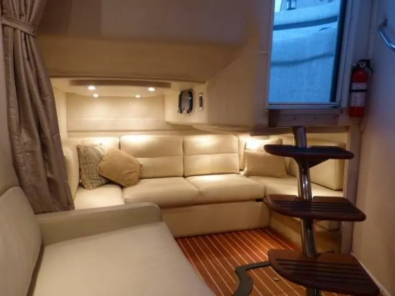Slide: The Image of Rinker 330 Express Cruiser 2008 - 4706746